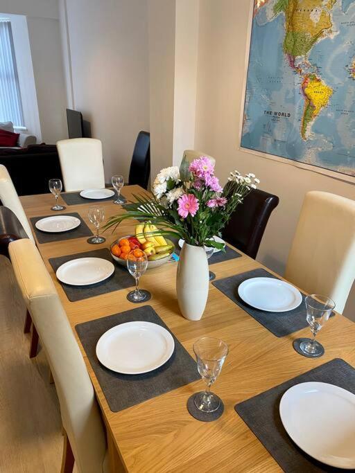 Eden Stay 5 Bedroom House Morecambe Zewnętrze zdjęcie
